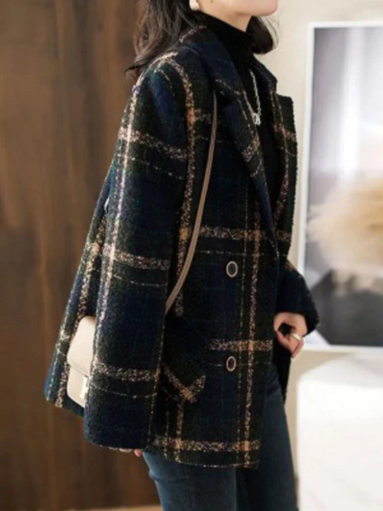 Linda™ | Elegant Check Coat